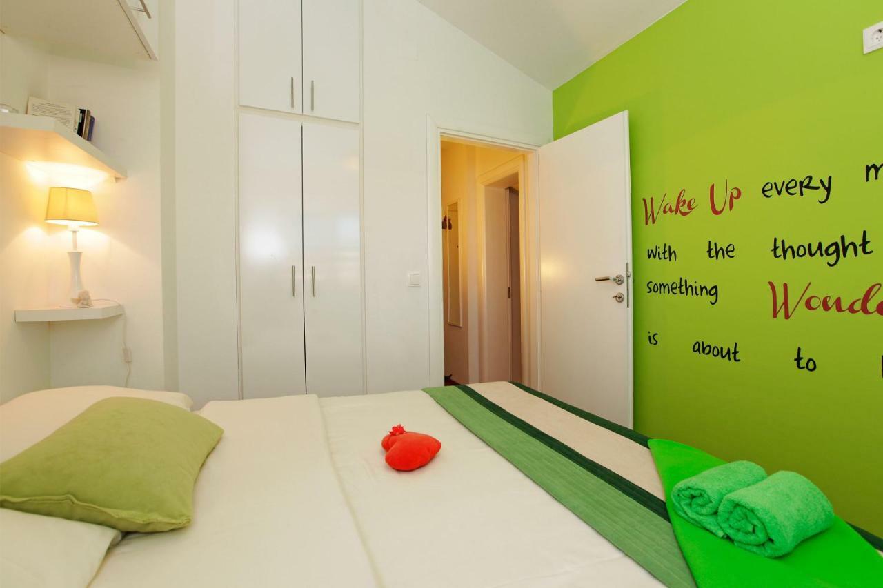 Komun Apartment Vela Luka