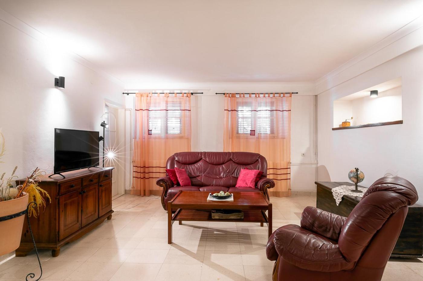 Komun Apartman *