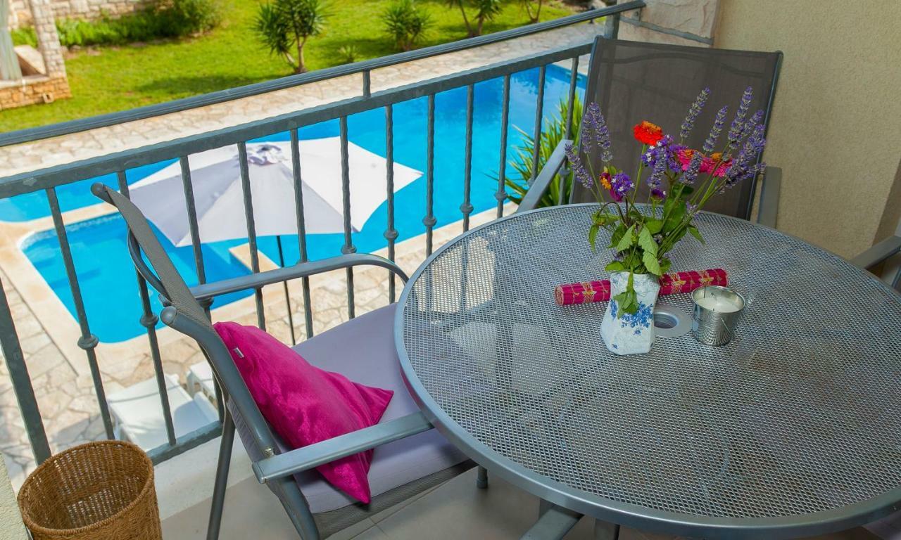 Komun Apartman Vela Luka